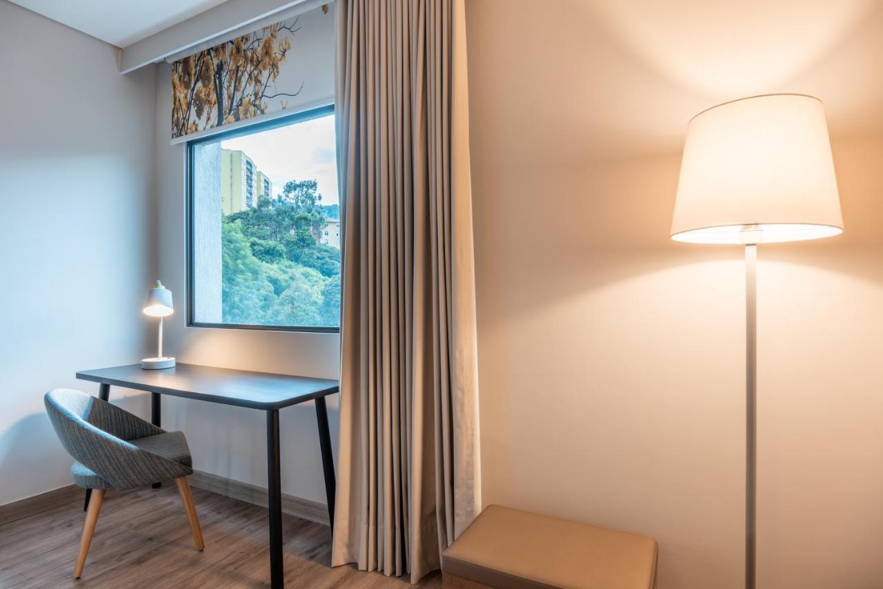 Fairfield By Marriott Medellin Sabaneta Hotel Itagüí Buitenkant foto