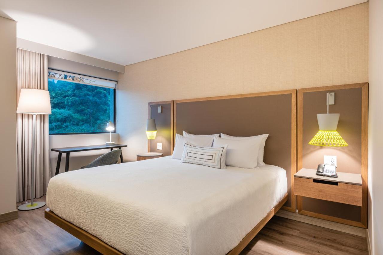 Fairfield By Marriott Medellin Sabaneta Hotel Itagüí Buitenkant foto